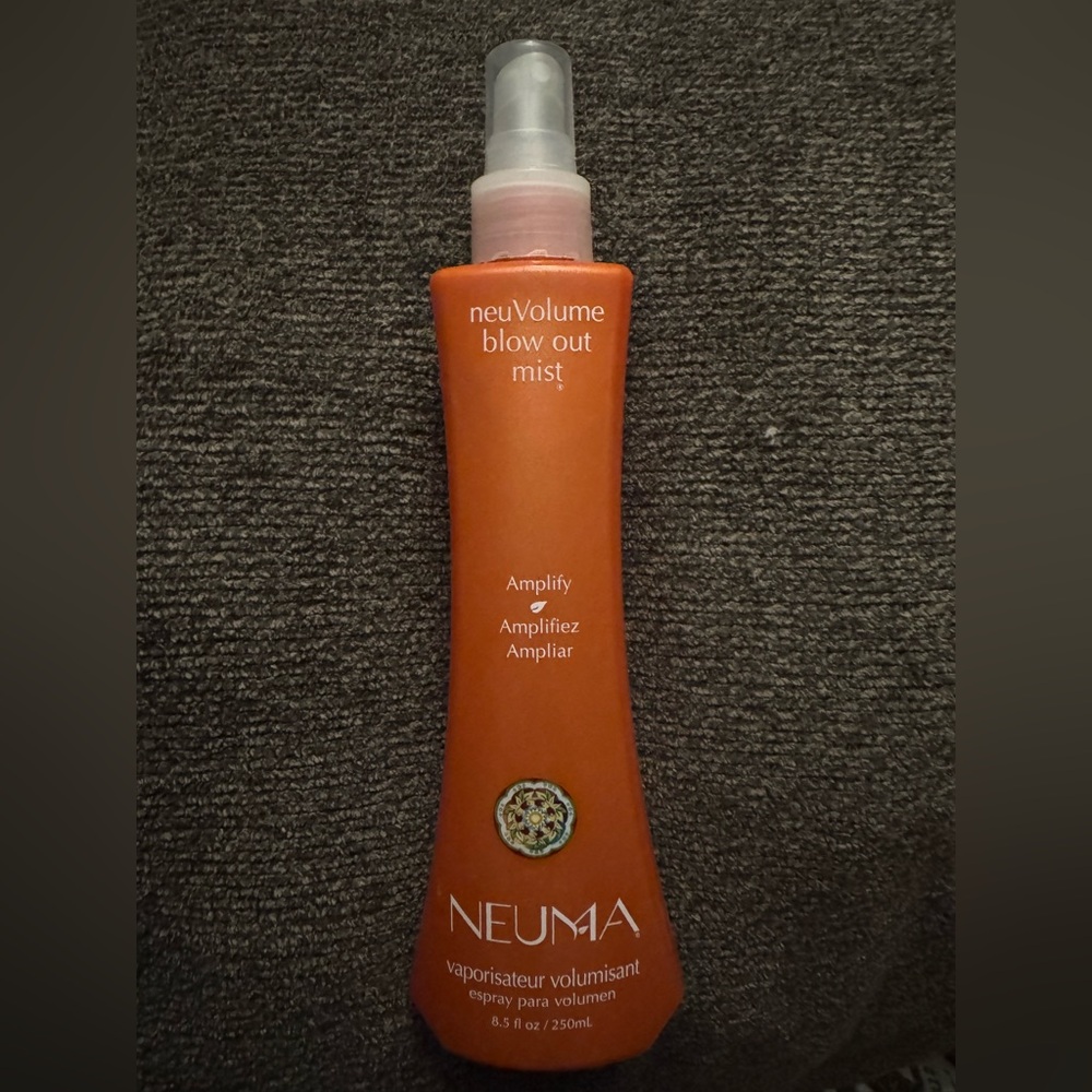 Brand New NEUMA neuVolume blow out mist